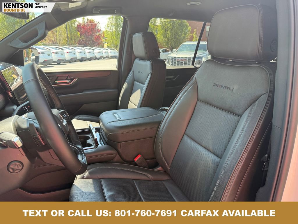 Used 2025 GMC Yukon Denali AWD/4WD image 27