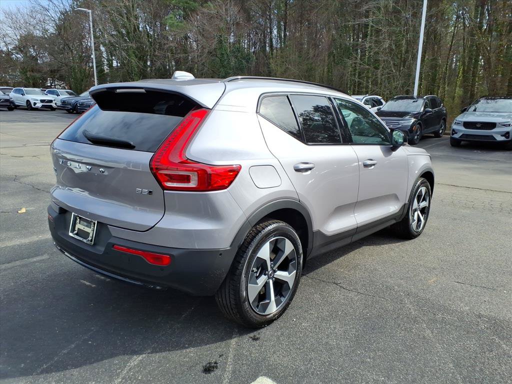 New 2026 Volvo XC40 B5 Plus w/ Protection Package Premier AWD/4WD image 3