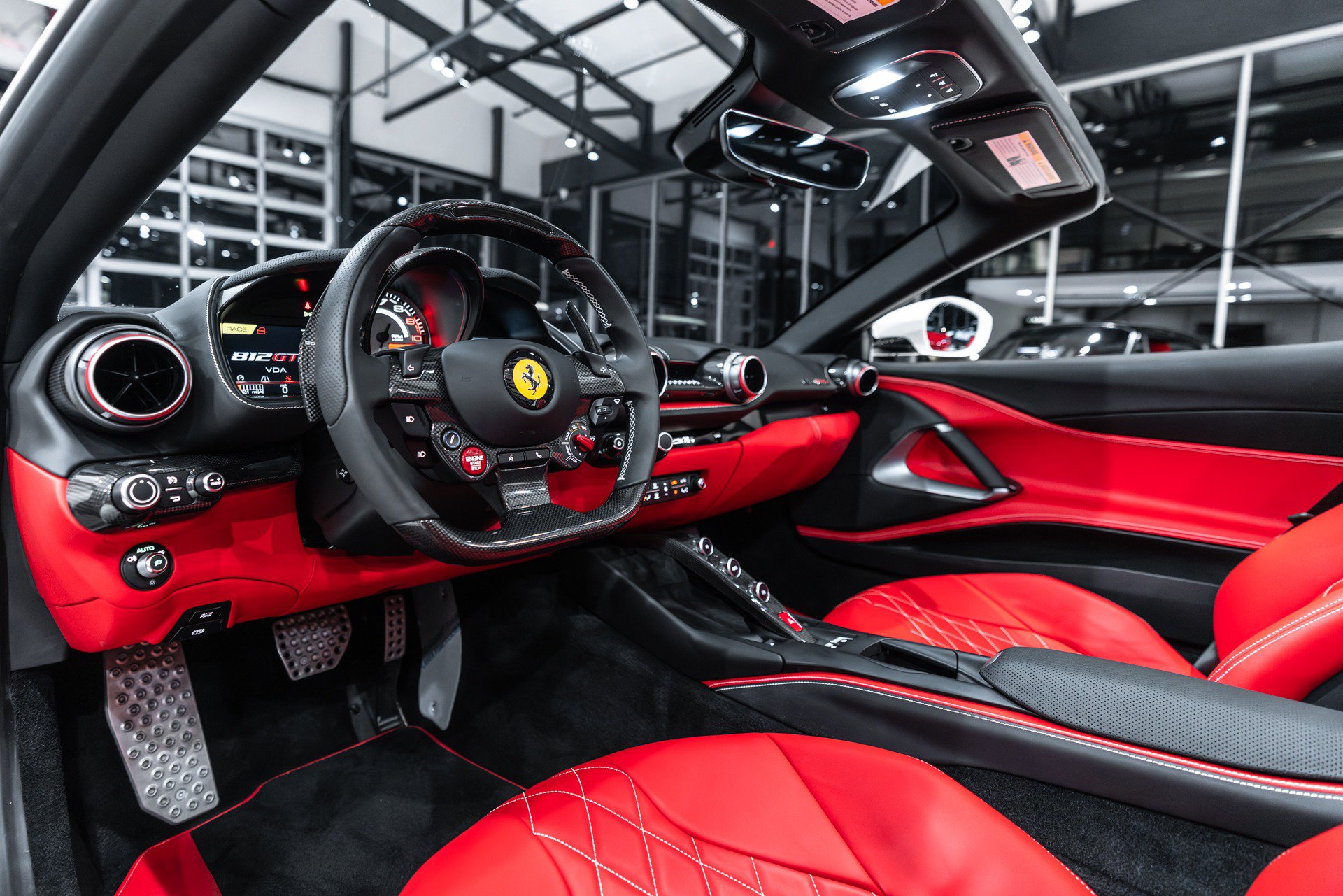 Used 2023 Ferrari 812 GTS RWD image 8