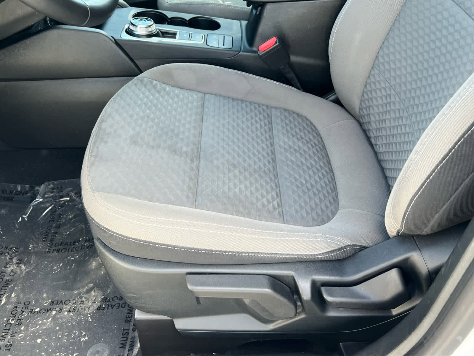 Used 2021 Ford Escape SE w/ Cold Weather Package image 29