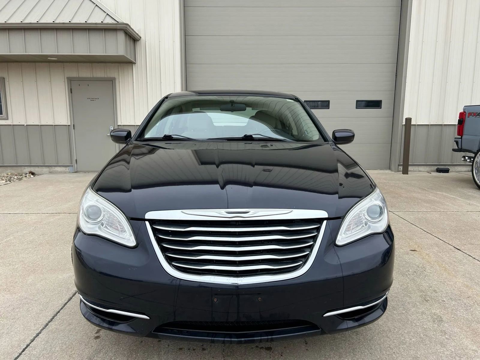 Used 2012 Chrysler 200 Touring w/ Cold Weather Group FWD image 3