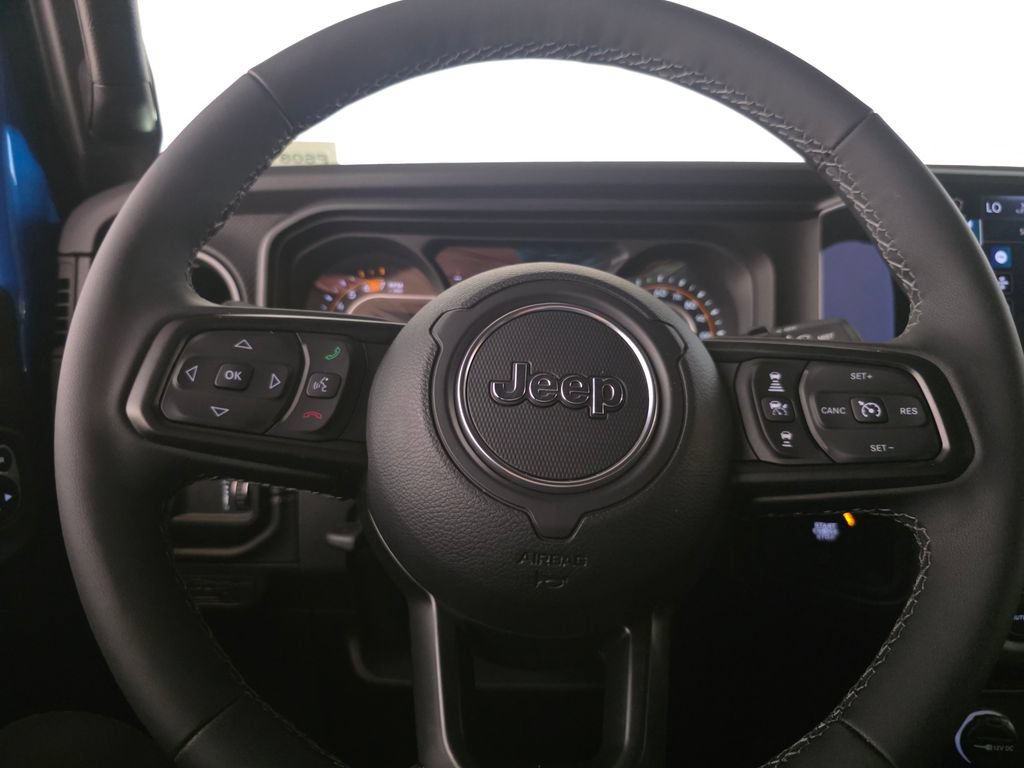 Used 2026 Jeep Wrangler Unlimited Rubicon AWD/4WD image 20