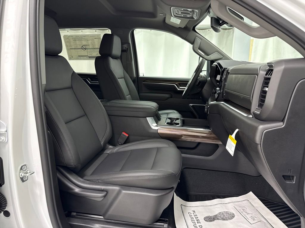 New 2026 Chevrolet Silverado 2500 LT w/ Trail Boss Package image 9