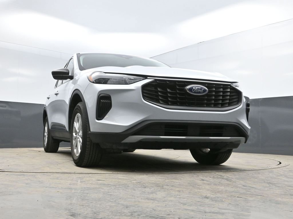 Used 2025 Ford Escape Active image 30