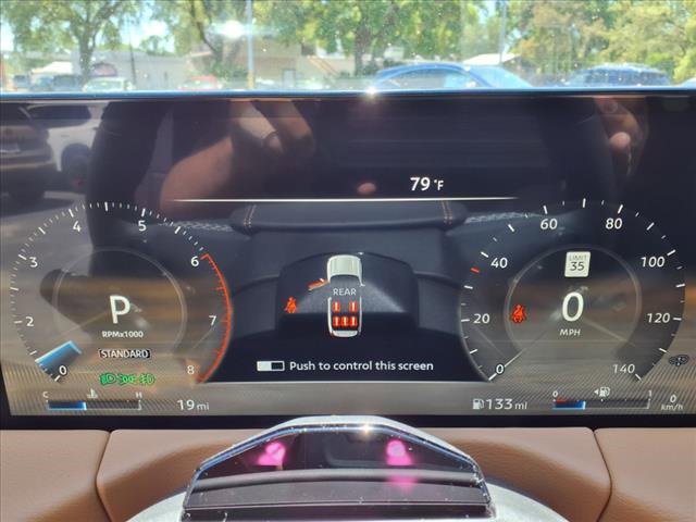 New 2025 Nissan Armada Platinum Reserve image 20