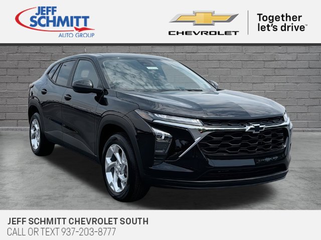 New 2026 Chevrolet Trax LS w/ LS Convenience Package FWD image 1