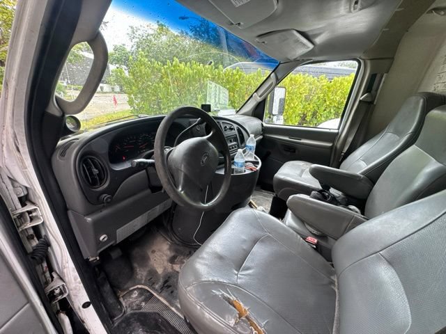 Used 2007 Ford E-450 and Econoline 450 RWD image 2
