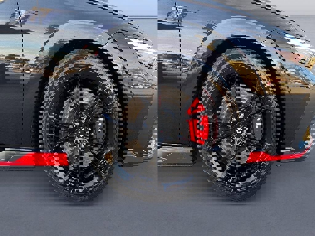 Used 2025 Hyundai Elantra N image 9