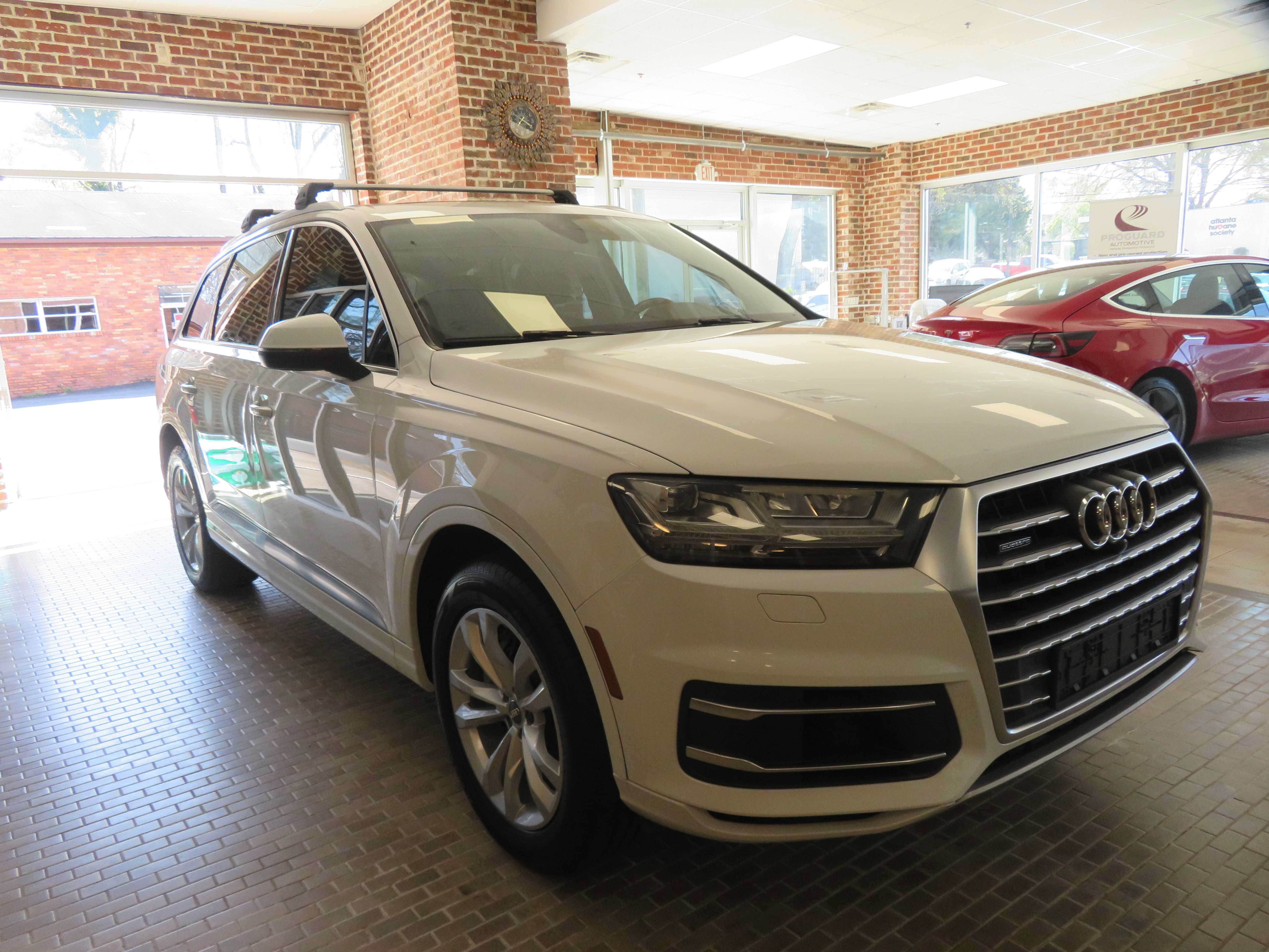 Used 2019 Audi Q7 3.0T Premium Plus AWD/4WD image 3