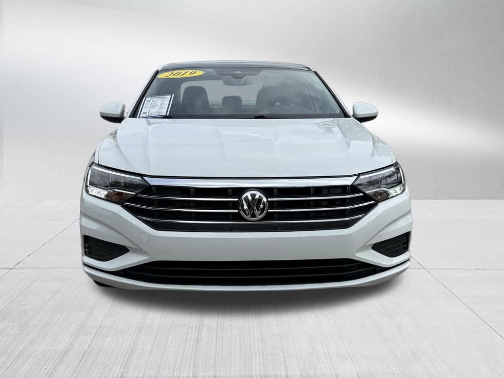 Used 2019 Volkswagen Jetta SEL w/ Cold Weather Package image 2