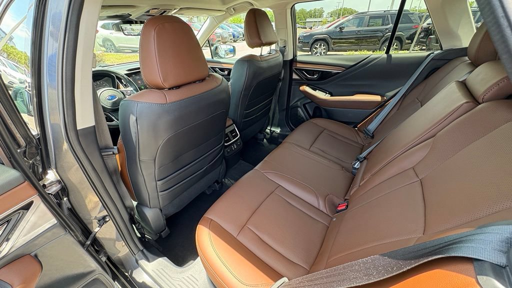 Certified 2025 Subaru Outback Touring XT AWD/4WD image 16