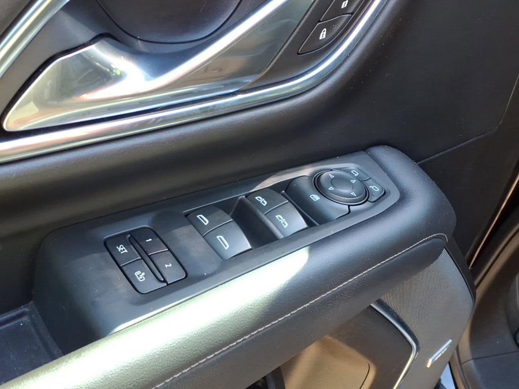 Certified 2021 Chevrolet Suburban LT AWD/4WD image 20