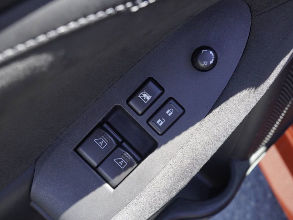 Used 2024 Nissan Z Performance w/ Heritage Edition image 12