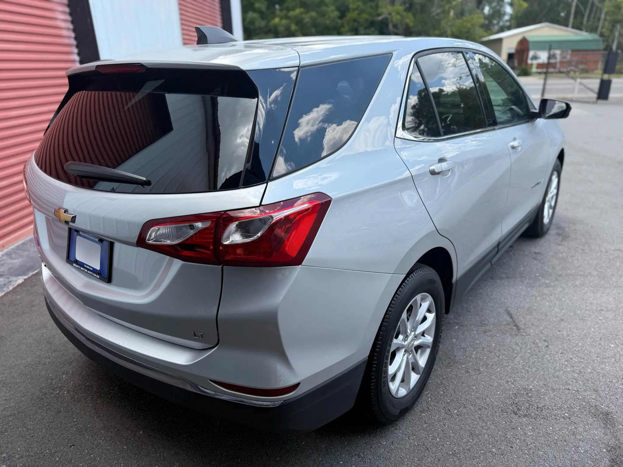 Used 2020 Chevrolet Equinox LT image 10