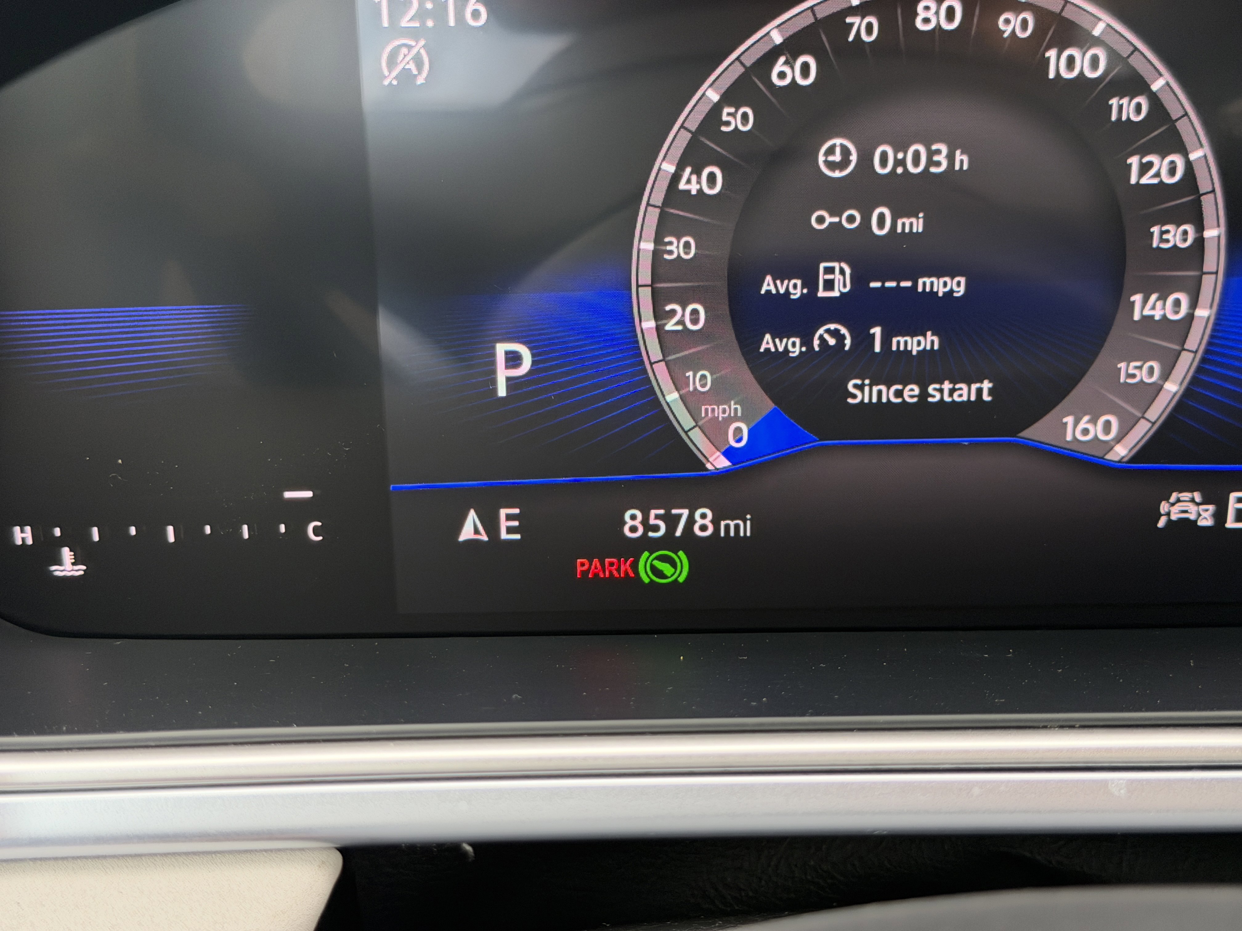 Used 2025 Volkswagen Taos SE image 30