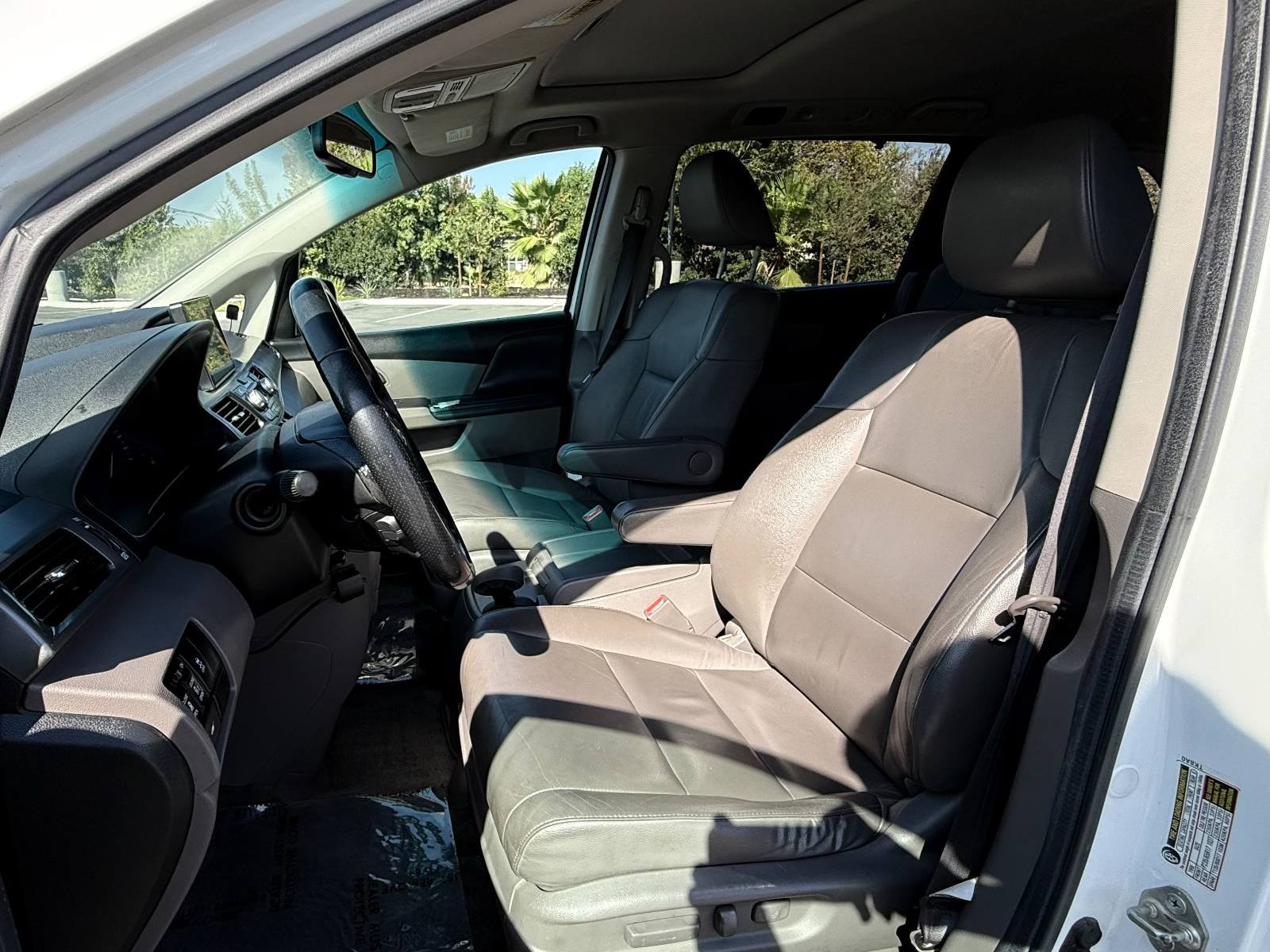 Used 2013 Honda Odyssey EX-L image 17