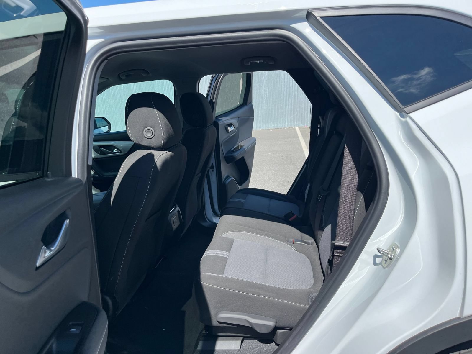 Used 2026 Chevrolet Blazer LT FWD image 26