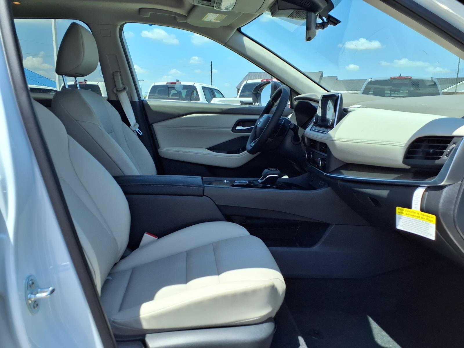 New 2026 Nissan Rogue Dark Armor FWD image 14