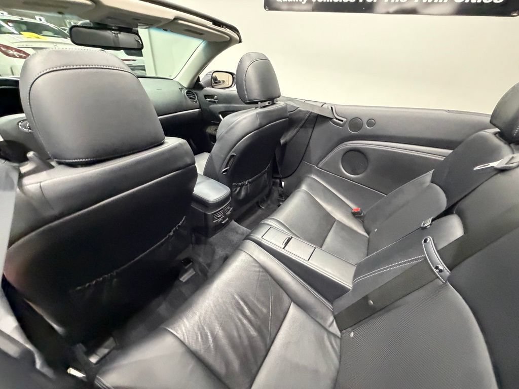 Used 2012 Lexus IS 350C w/ Luxury Pkg RWD image 28