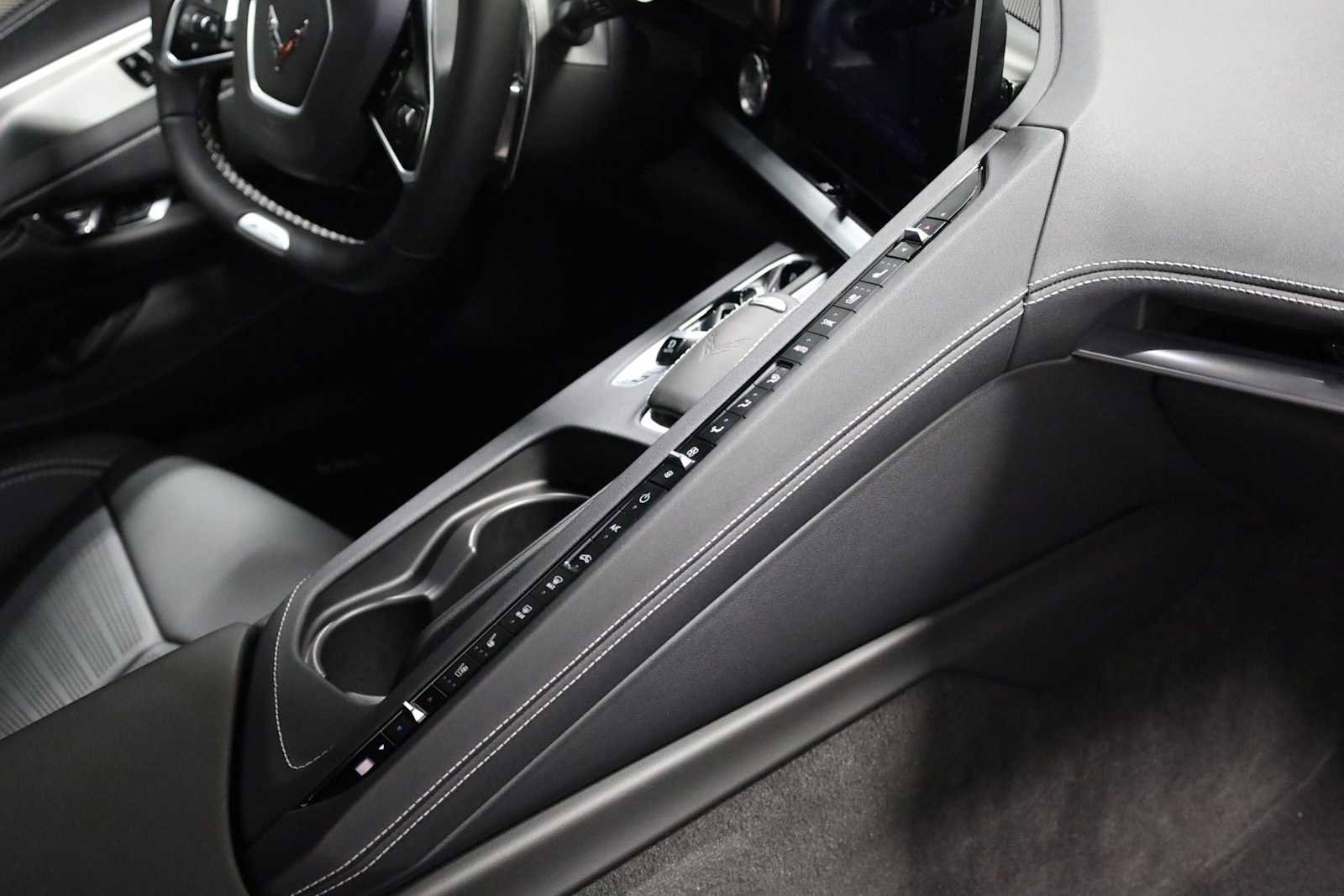 Used 2024 Chevrolet Corvette Z06 image 18