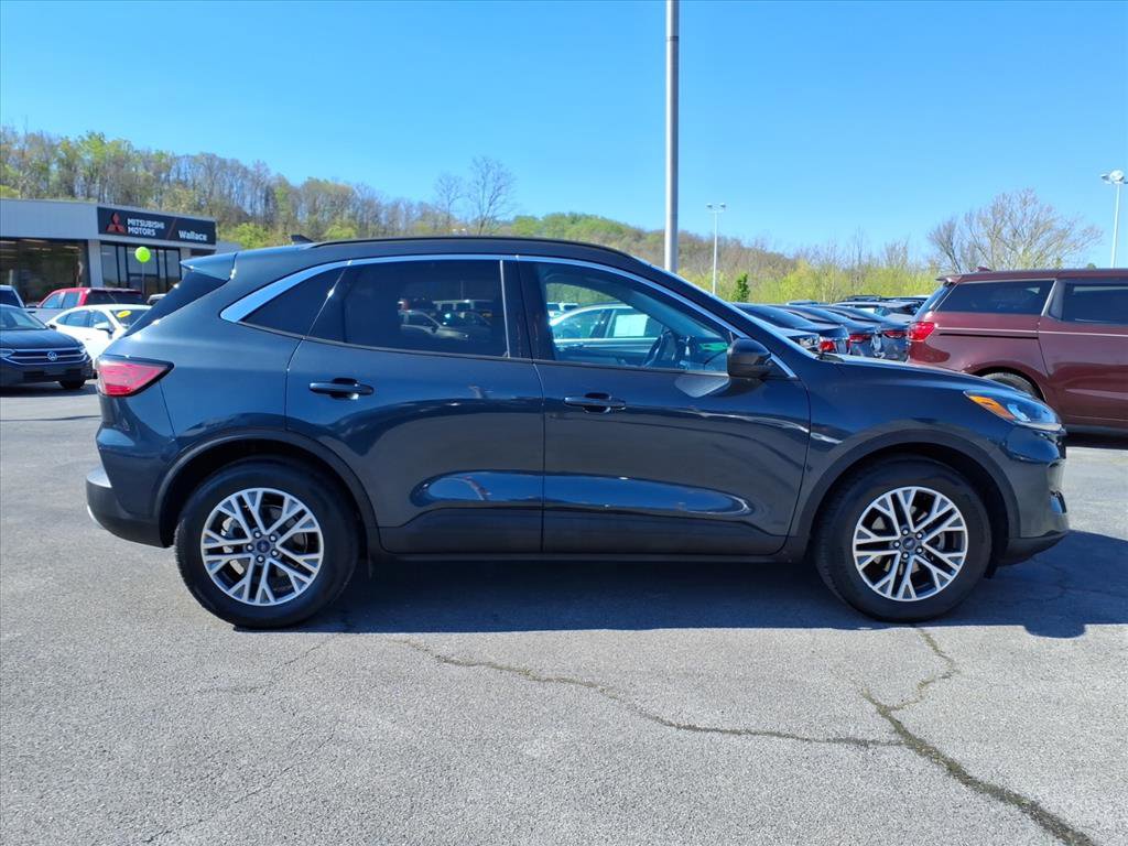 Used 2022 Ford Escape SEL w/ Technology Package AWD/4WD image 15