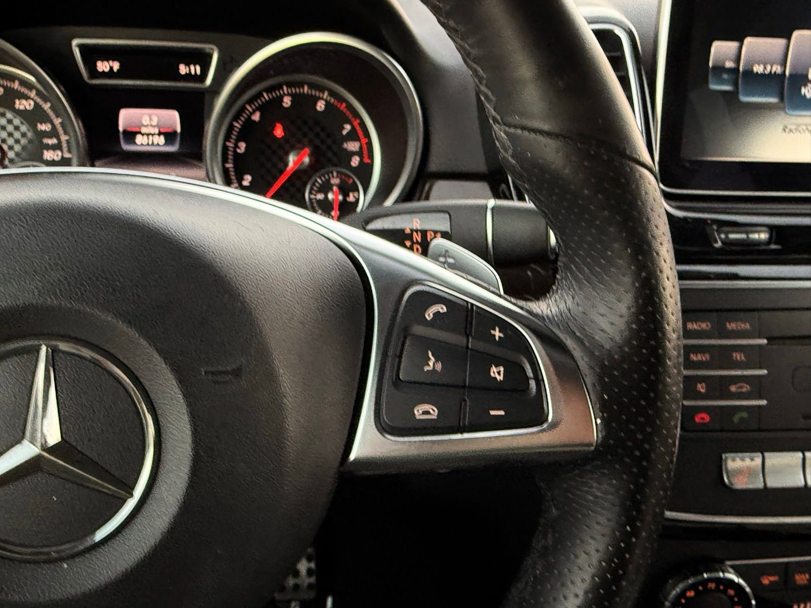 Used 2016 Mercedes-Benz GLE 350 image 27