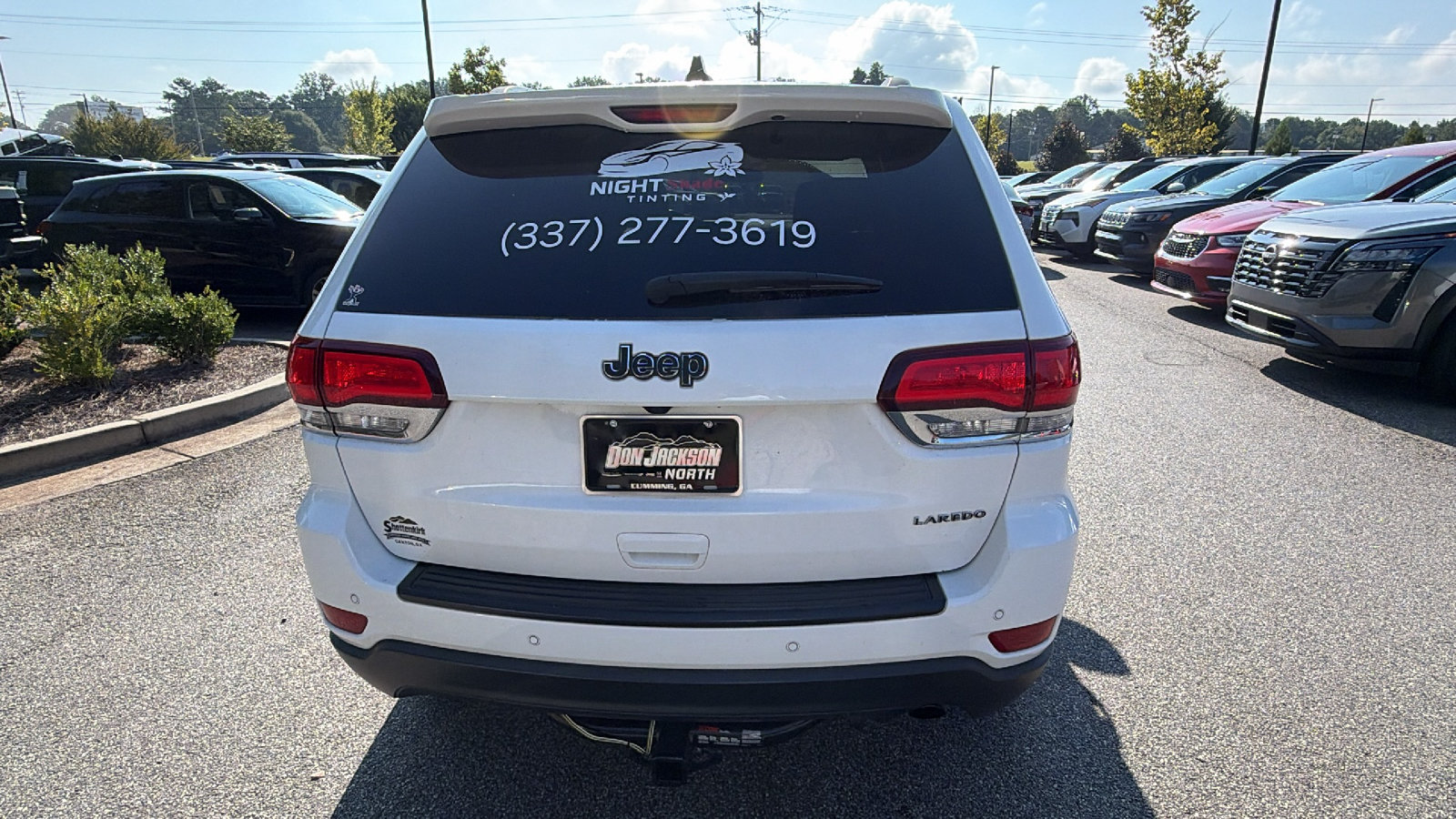 Used 2020 Jeep Grand Cherokee Laredo RWD image 9