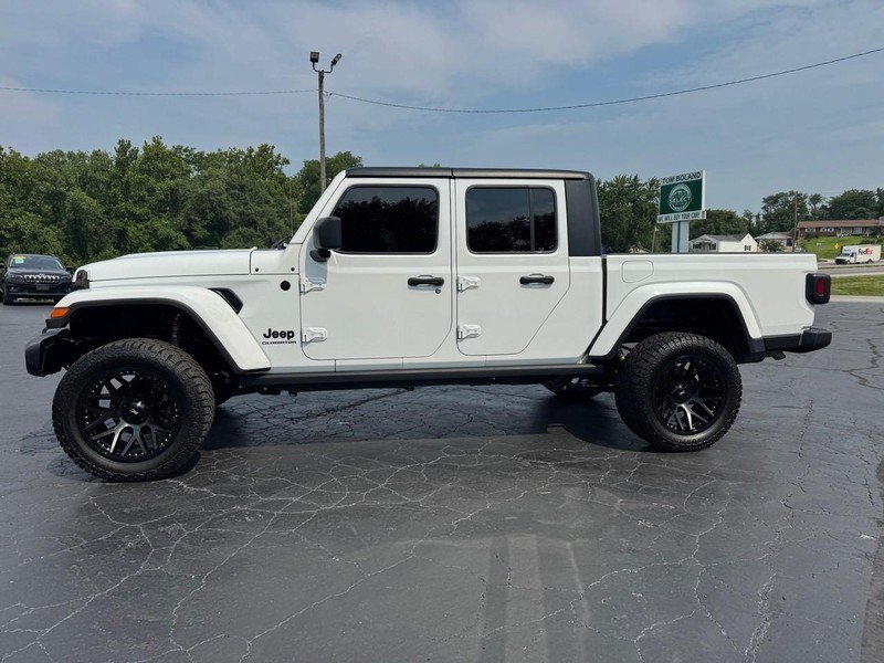 Used 2021 Jeep Gladiator Sport AWD/4WD image 4