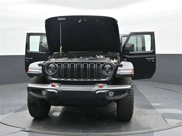 Used 2024 Jeep Wrangler Unlimited Rubicon w/ Technology Group image 47