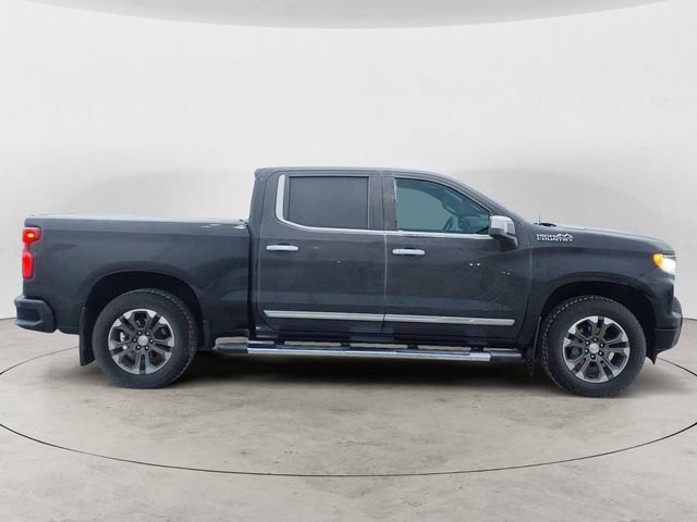 Used 2024 Chevrolet Silverado 1500 High Country w/ Z71 Off-Road Package AWD/4WD image 6