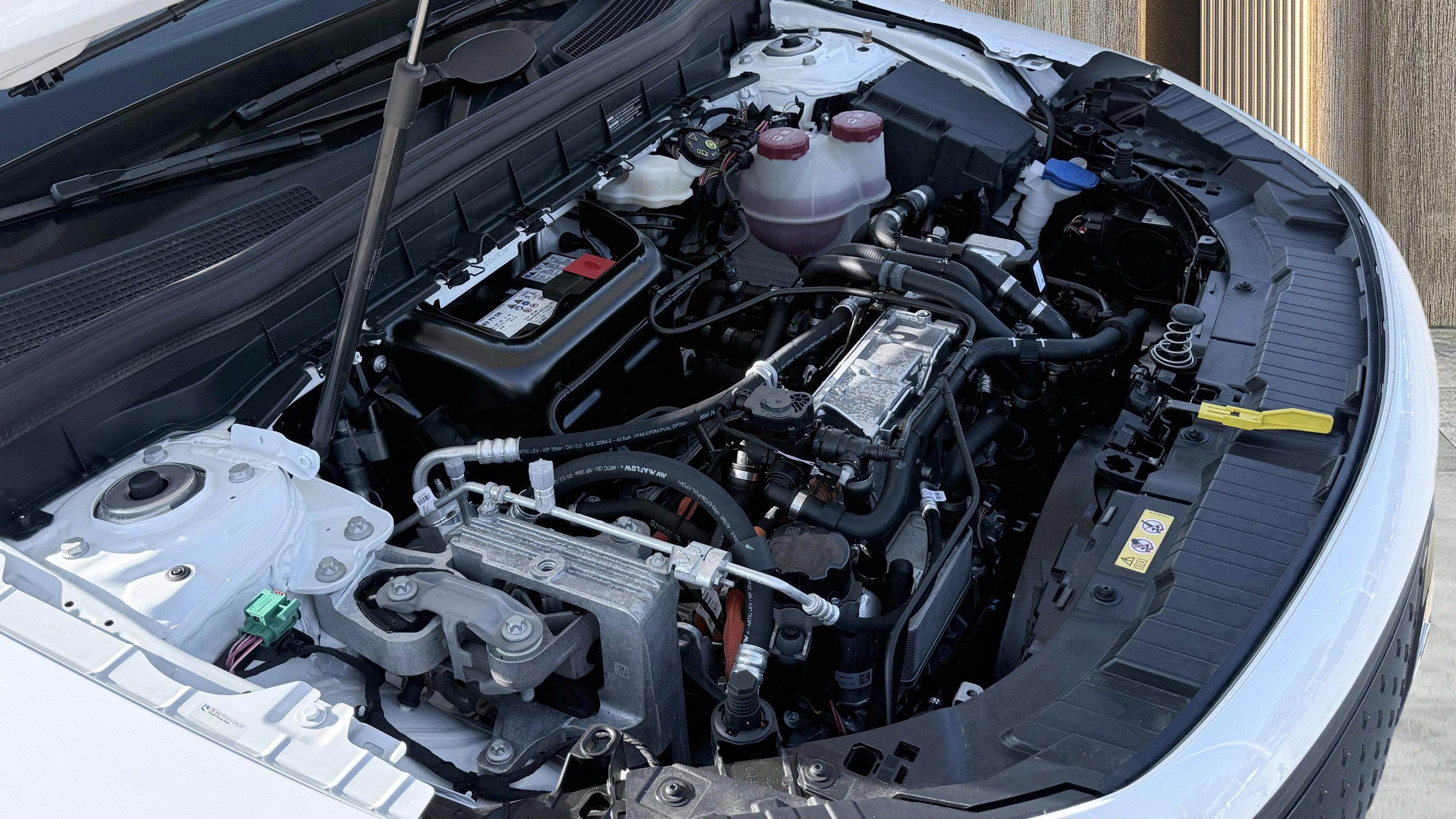 Used 2025 Mercedes-Benz EQB 250+ image 20