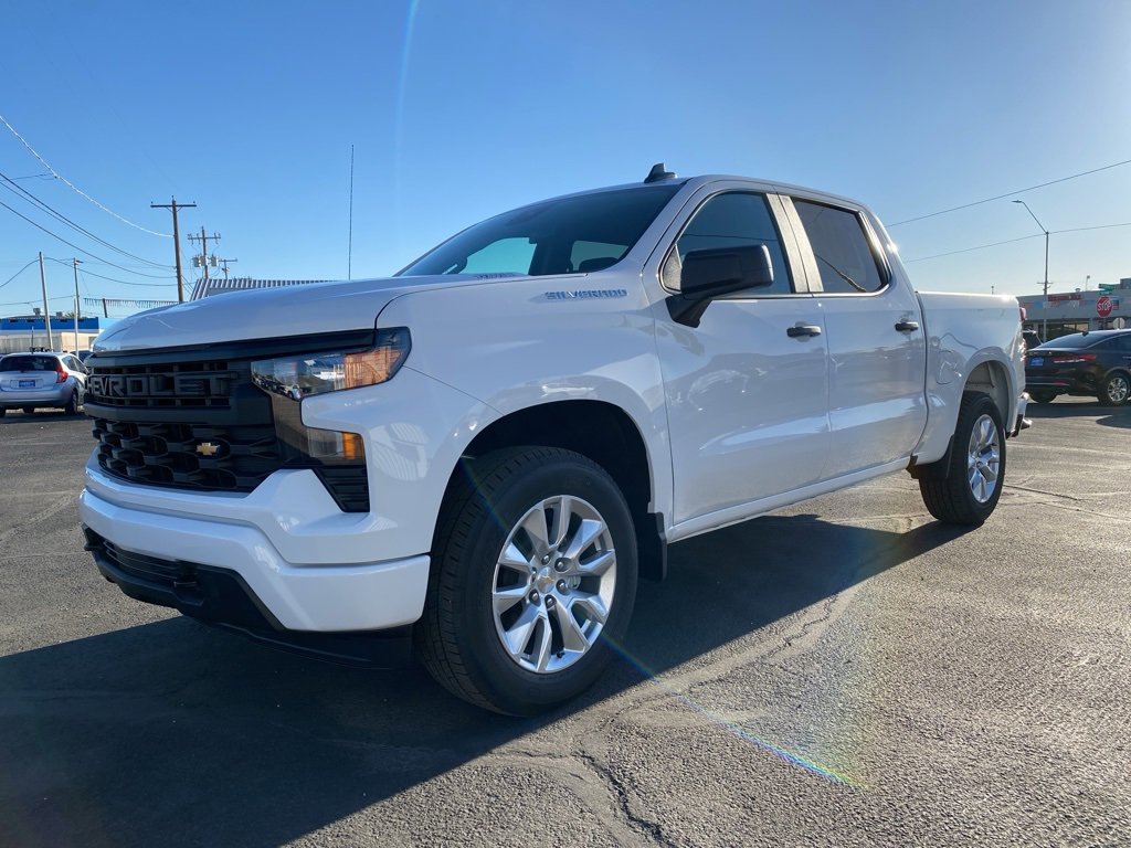 New 2026 Chevrolet Silverado 1500 Custom image 2