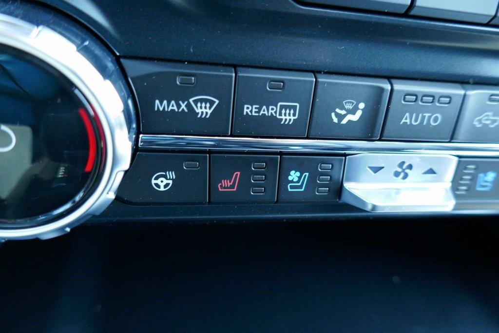 New 2025 Ford F150 Lariat w/ Equipment Group 501A Mid image 28