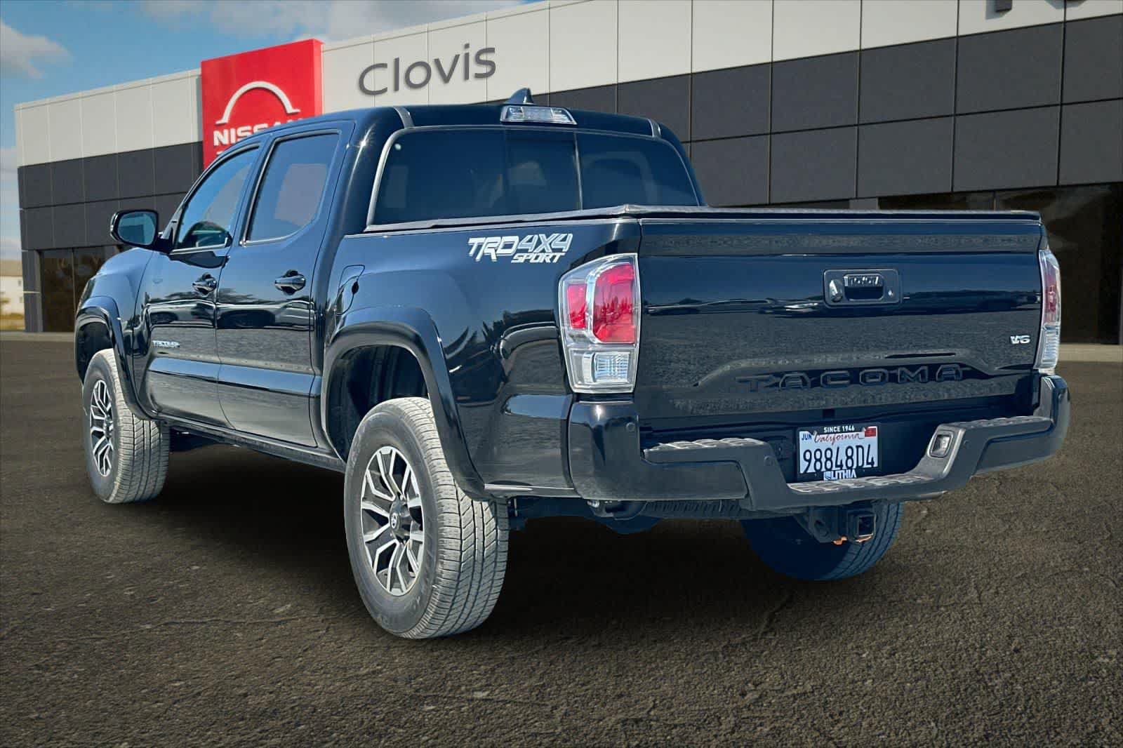 Used 2023 Toyota Tacoma TRD Sport w/ Advanced Technology Package AWD/4WD image 7
