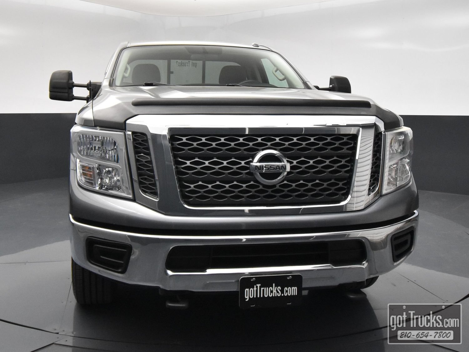 Used 2017 Nissan Titan SV AWD/4WD image 42