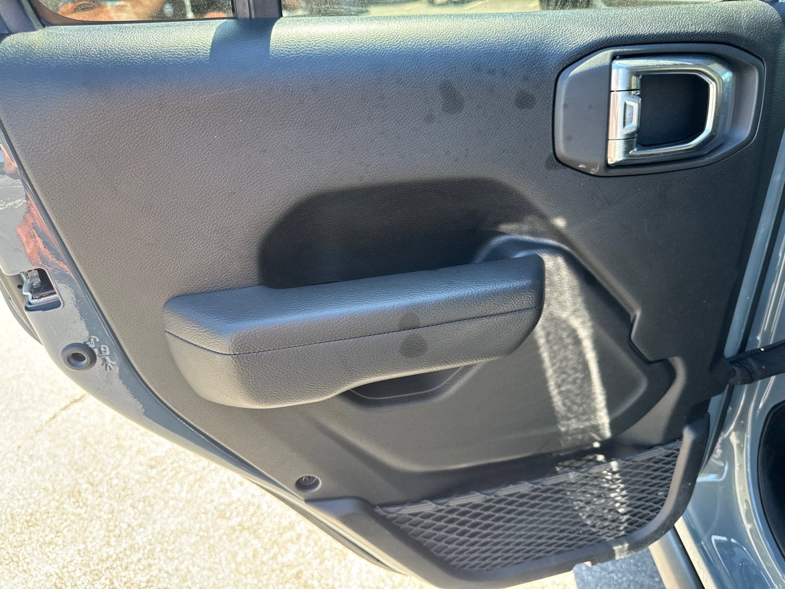 Used 2025 Jeep Wrangler Willys image 21