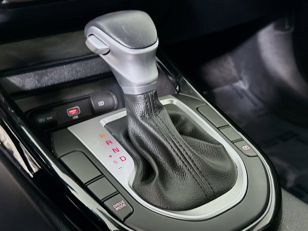 Certified 2024 Kia Forte GT-Line FWD image 11