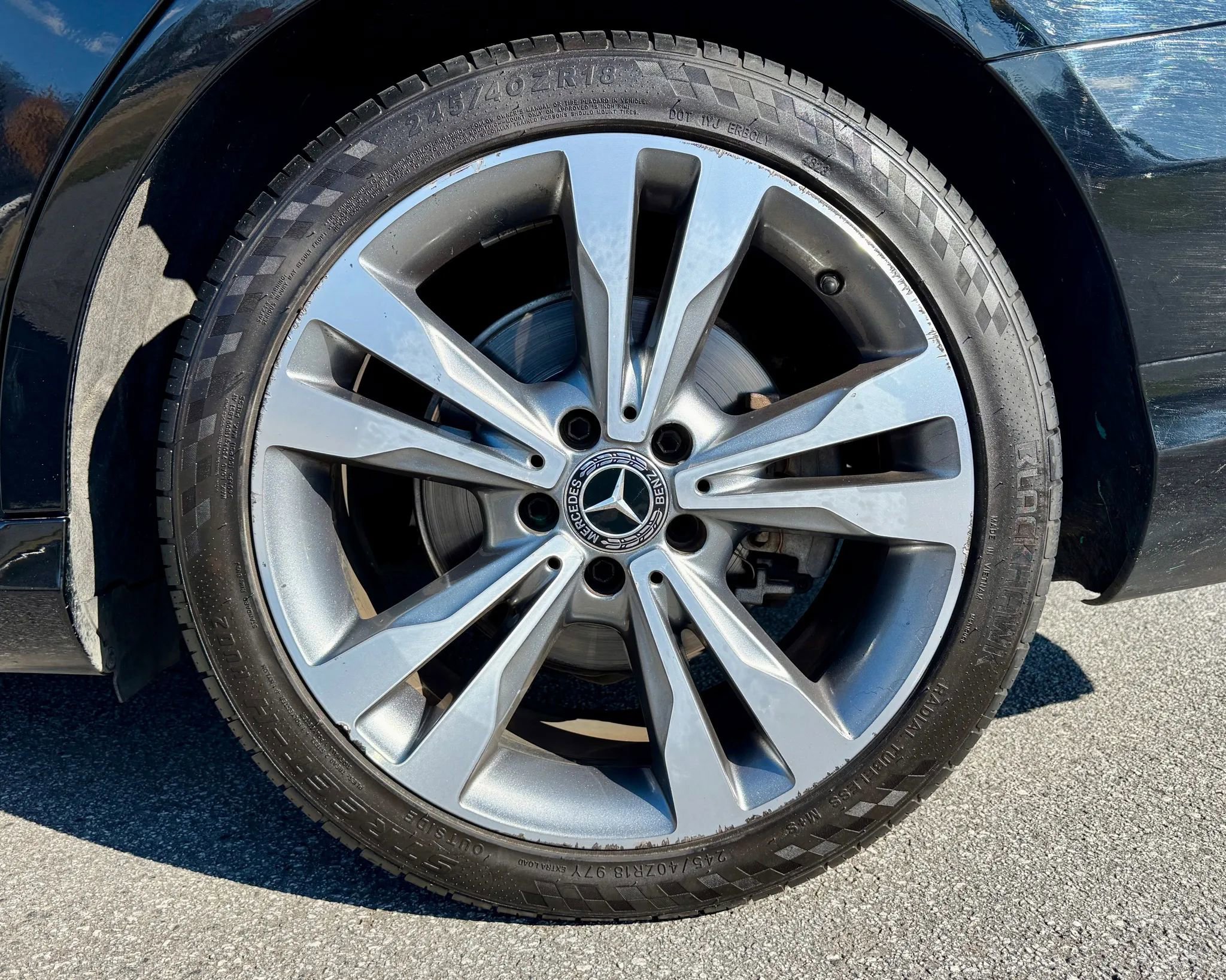 Used 2018 Mercedes-Benz C 300 Sedan w/ Premium Package image 22