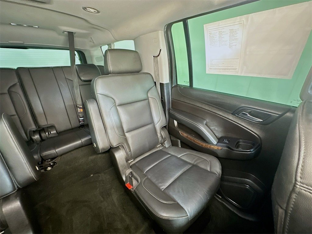 Used 2018 Chevrolet Suburban LT image 14