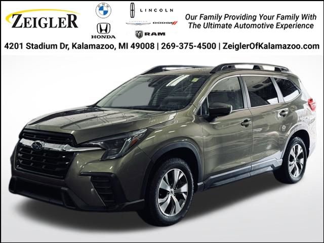 Used 2024 Subaru Ascent Premium w/ Convenience Package image 1
