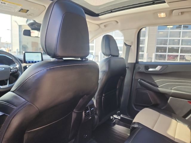 Certified 2022 Ford Escape Titanium w/ Titanium Elite Package image 24