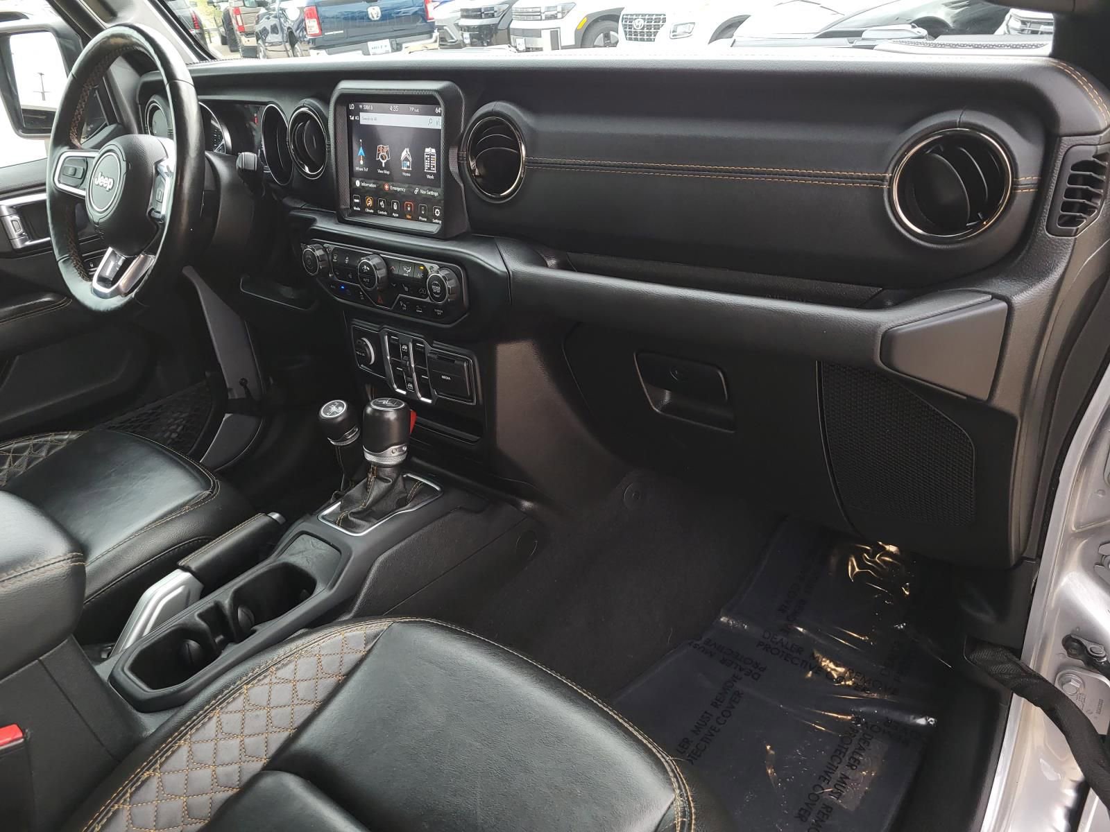 Used 2021 Jeep Wrangler Unlimited Sahara image 8