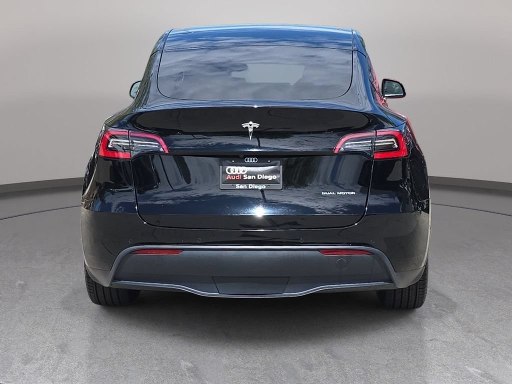 Used 2021 Tesla Model Y Long Range AWD/4WD image 7