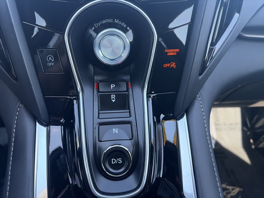 Used 2025 Acura RDX SH-AWD image 24
