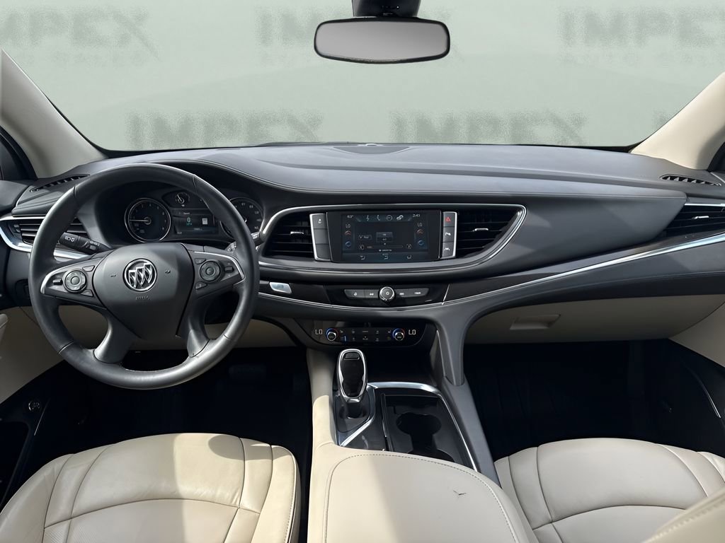 Used 2018 Buick Enclave Premium image 15