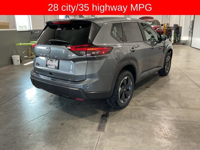 Used 2025 Nissan Rogue SV AWD/4WD image 6