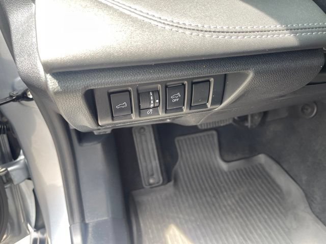 Used 2020 Subaru Outback Limited AWD/4WD image 23