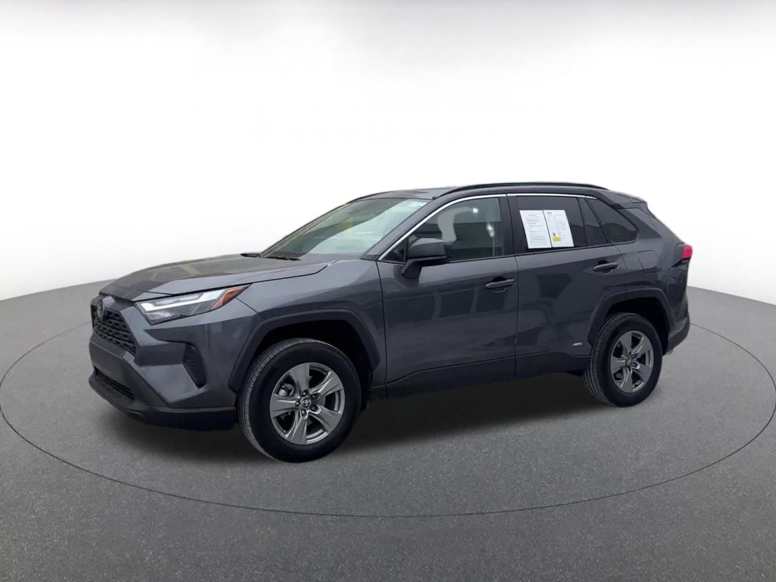 Used 2025 Toyota RAV4 LE image 8