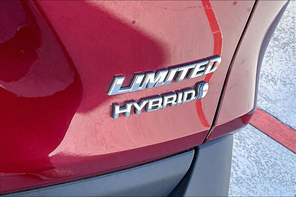 Certified 2021 Toyota RAV4 Limited image 23