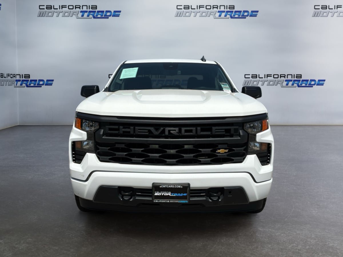 Used 2023 Chevrolet Silverado 1500 Custom RWD image 2